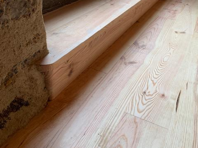 Réfection plancher bois en douglas, lambris bois décoratif intérieur et parquet 